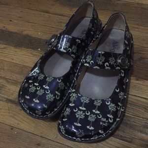 🌙🏝OFFERS🏝🌙Alegria Mary Janes